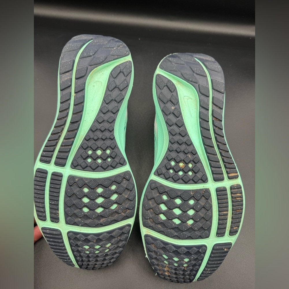 Nike Green and Black Athletic Shoes with Mesh Upper - Picture 14 of 15